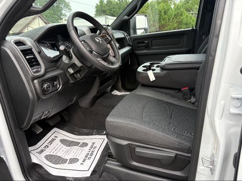 New 2025 RAM 2500 Tradesman image 9