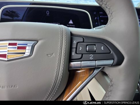Used 2024 Cadillac Escalade Premium Luxury Platinum w/ Heavy-Duty Trailer Package AWD/4WD image 22