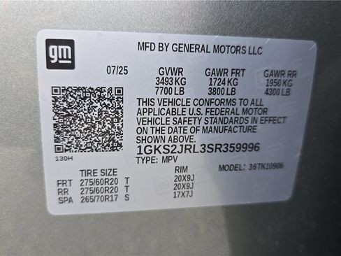 Used 2025 GMC Yukon XL Denali AWD/4WD image 29