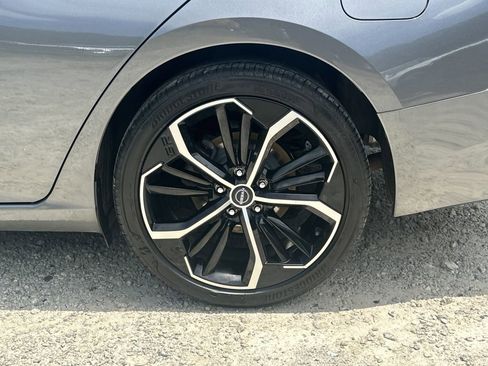 Used 2024 Nissan Altima 2.5 SR FWD image 20
