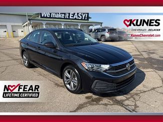 Used 2024 Volkswagen Jetta SE FWD video 1