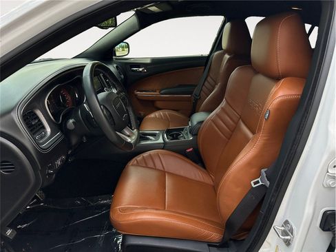 Used 2022 Dodge Charger SRT Hellcat w/ Harman/Kardon Audio Group RWD image 9