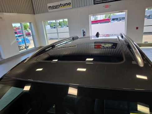 Used 2020 Chevrolet Equinox Premier AWD/4WD image 13