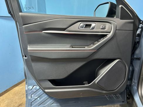 New 2026 Ford Explorer ST-Line w/ ST-Line Street Pack AWD/4WD image 33