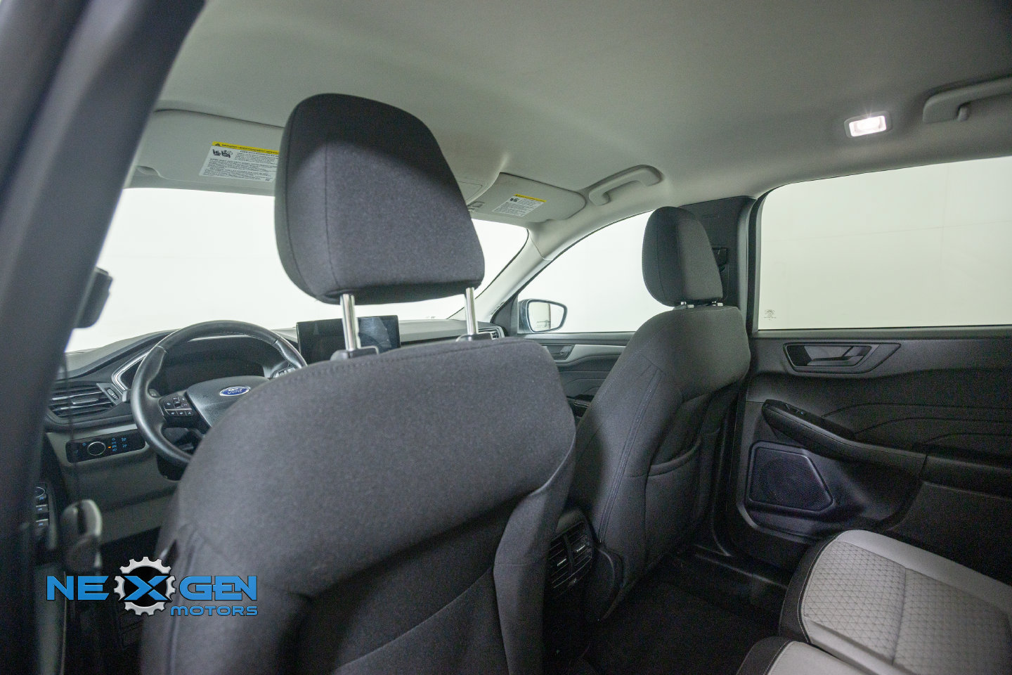 Used 2024 Ford Escape Active w/ Tech Pack #1 FWD image 31