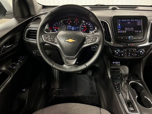 Used 2023 Chevrolet Equinox LT image 18
