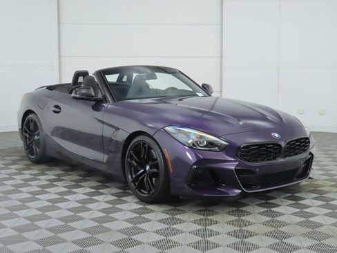 Used 2025 BMW Z4 M40i w/ Premium Package image 3