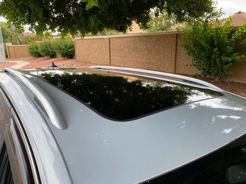 Used 2018 Volkswagen Tiguan SEL w/ R-Line Package image 21