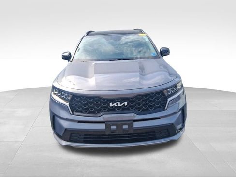 Certified 2023 Kia Sorento S w/ Panoramic Sunroof Package FWD image 9