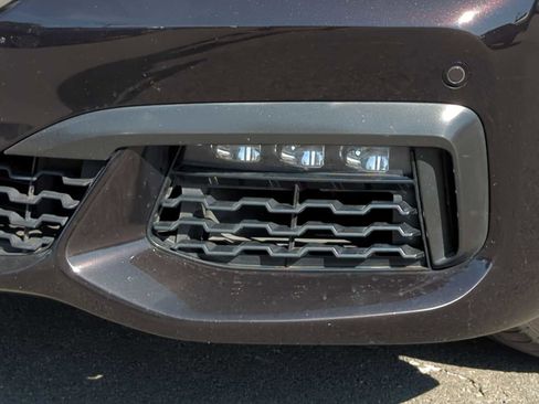 Used 2018 BMW 750i xDrive image 11