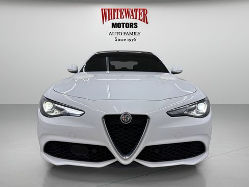 Used 2022 Alfa Romeo Giulia Ti image 6