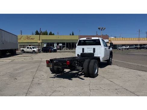 New 2026 GMC Sierra 3500 Pro w/ Convenience Package RWD image 2