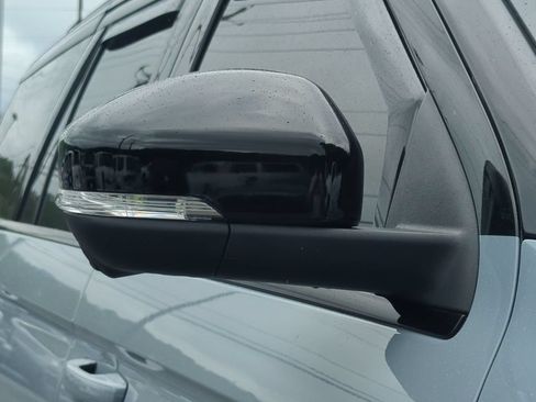 Used 2025 Ford Expedition Tremor AWD/4WD image 14