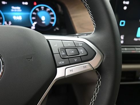 New 2026 Volkswagen Atlas SE FWD image 14