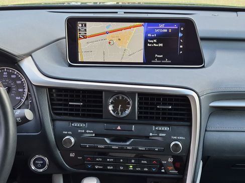 Used 2019 Lexus RX 450h AWD w/ Navigation Package image 18