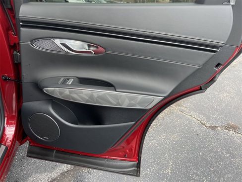 Used 2024 Genesis GV70 3.5T Sport w/ Sport Advanced Package image 19