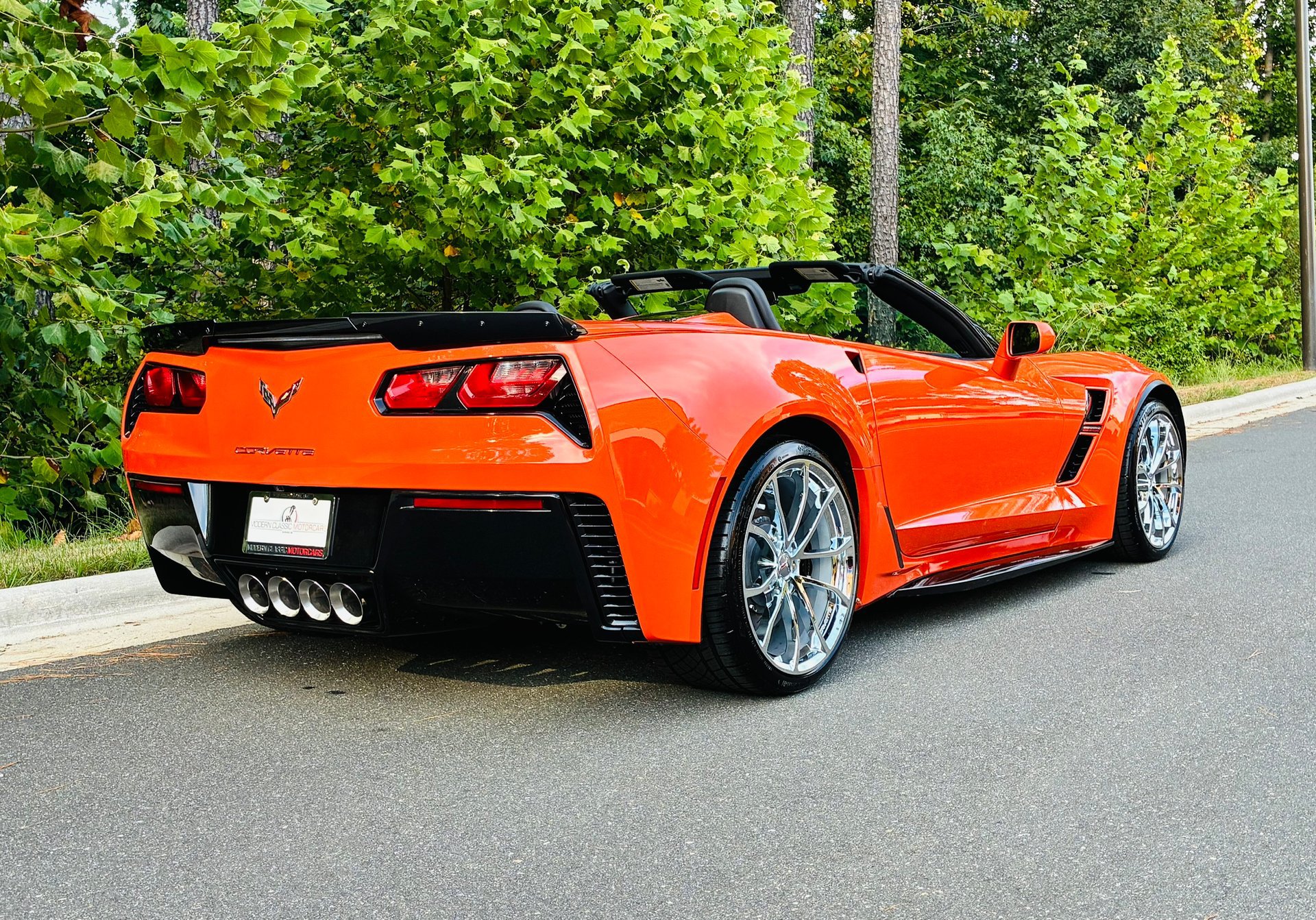Used 2019 Chevrolet Corvette Grand Sport RWD image 5