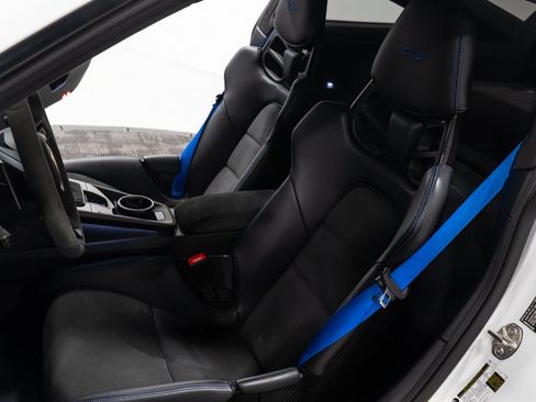Used 2022 Porsche 911 GT3 RWD image 34