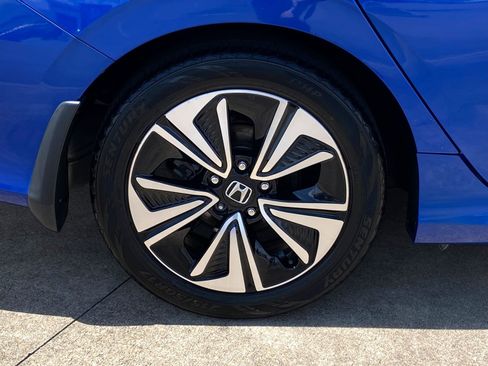 Used 2017 Honda Civic EX-T image 8