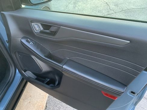 Certified 2024 Ford Escape Active AWD/4WD image 12