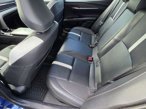 Certified 2025 Toyota Camry SE w/ Convenience Package image 8