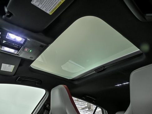 New 2025 Volkswagen GTI SE image 8