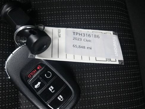 Used 2023 Honda Civic EX image 9