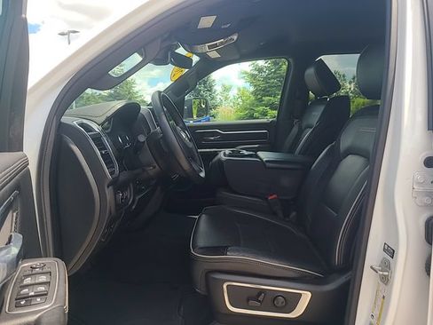 Used 2023 RAM 1500 Laramie AWD/4WD image 12