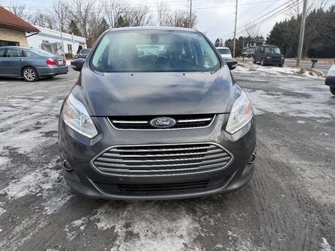 Used 2018 Ford C-MAX Titanium w/ Equipment Group 301A image 1