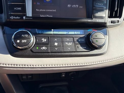 Used 2017 Toyota RAV4 XLE w/ All Weather Liner Package AWD/4WD image 21