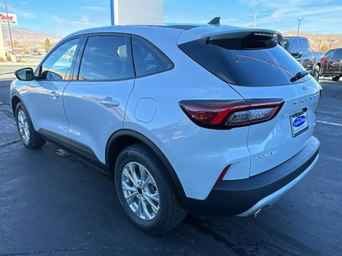 New 2026 Ford Escape Active w/ Cold Weather Package image 5