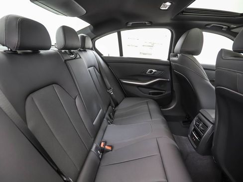 New 2026 BMW 330i xDrive Sedan w/ Convenience Package AWD/4WD image 27