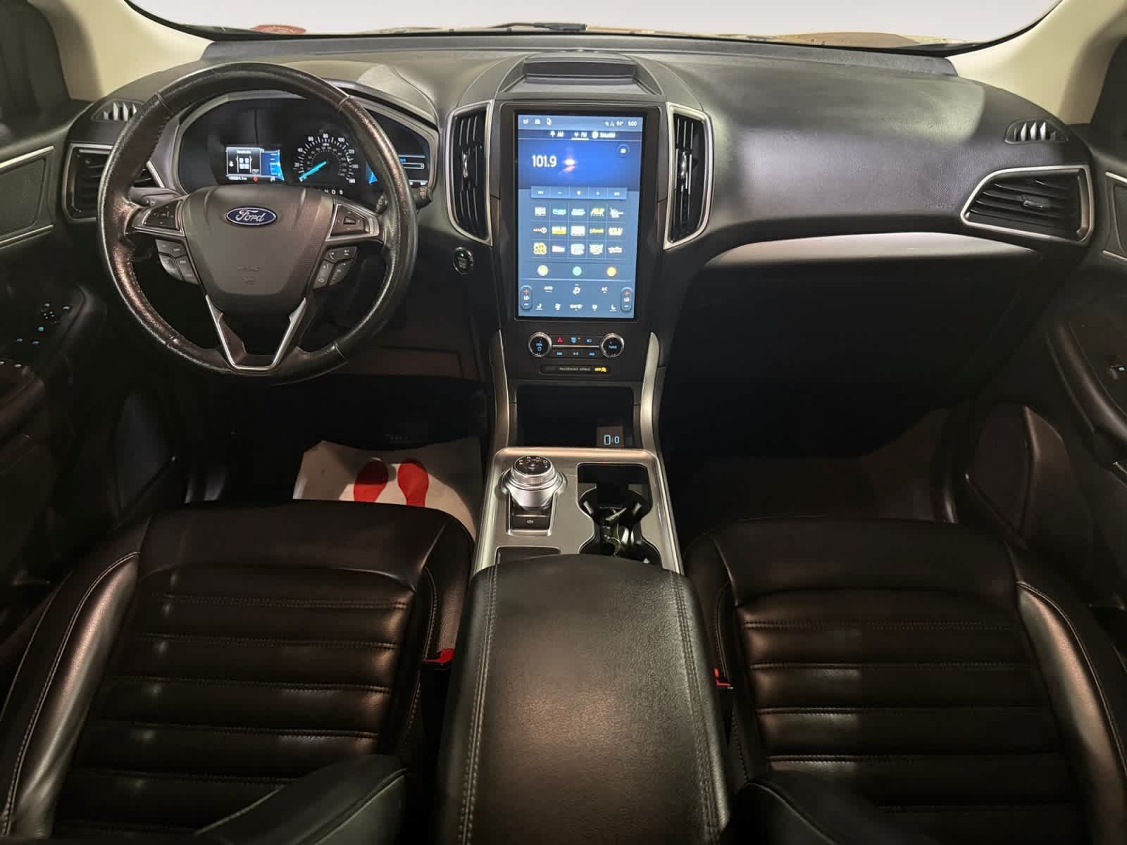 Used 2024 Ford Edge SEL AWD/4WD image 17