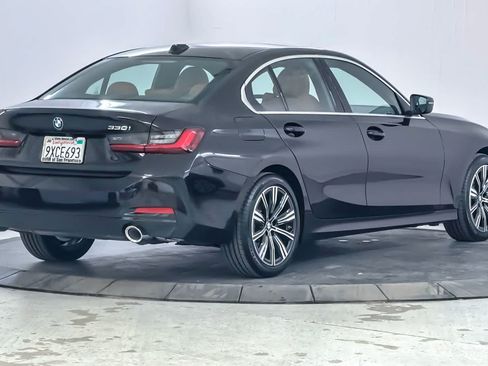Used 2026 BMW 330i Sedan w/ Convenience Package RWD image 2