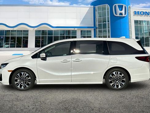 New 2026 Honda Odyssey Elite image 2