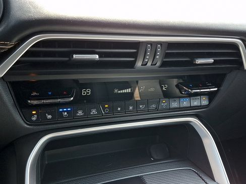 Certified 2024 MAZDA CX-90 Plug-In Hybrid w/ Premium Plus AWD/4WD image 19