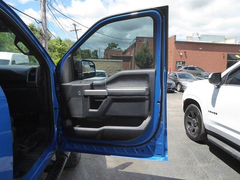 Used 2020 Ford F150 XLT w/ Equipment Group 302A Luxury AWD/4WD image 28