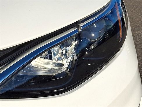 Used 2024 Chevrolet Malibu LS image 9