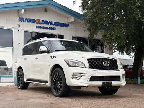 Used 2017 INFINITI QX80 2WD w/ Deluxe Technology Package image 1