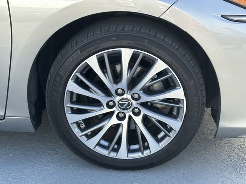 Used 2020 Lexus ES 350 w/ Premium Package image 12