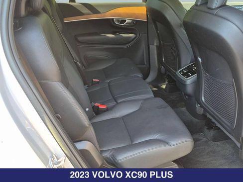 Used 2023 Volvo XC90 B6 Plus AWD/4WD image 28