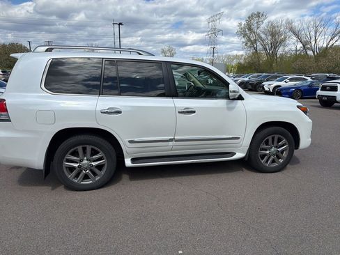 Used 2014 Lexus LX 570 4WD image 16