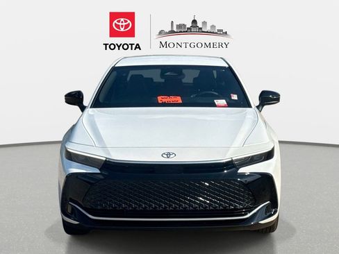 Used 2026 Toyota Crown XLE image 8