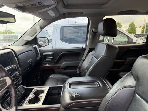 Used 2014 GMC Sierra 1500 SLT w/ SLT Crew Cab Value Package AWD/4WD image 9