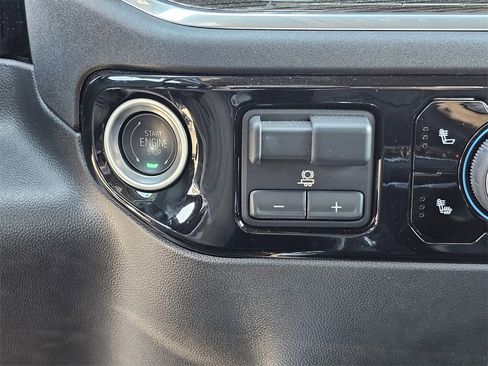 Used 2025 Chevrolet Silverado 1500 LT Trail Boss w/ Convenience Package II image 23