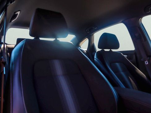 Used 2023 Honda Civic Sport image 14