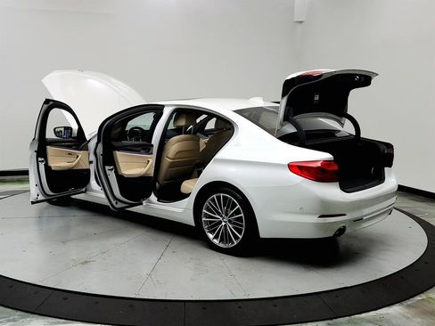 Used 2017 BMW 530i image 12