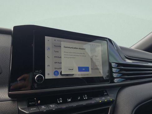 Used 2025 Toyota Camry SE image 14