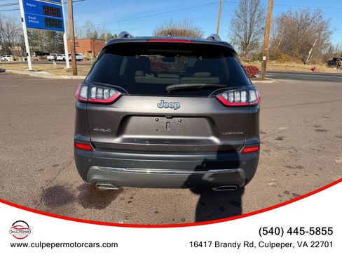 Used 2019 Jeep Cherokee Limited w/ Technology Group image 4