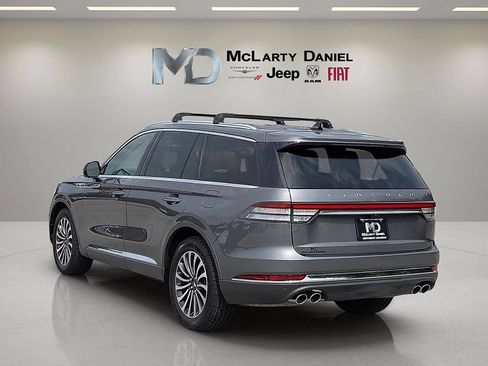 Used 2023 Lincoln Aviator Reserve w/ Elements Package Plus AWD/4WD image 4